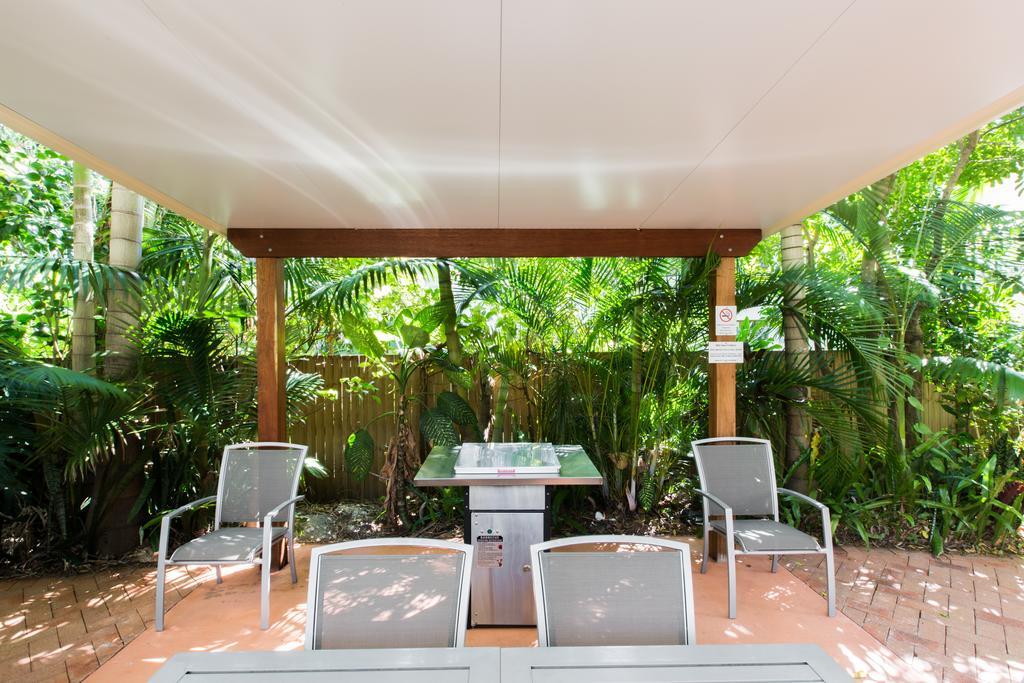 Bermuda Villas Sunshine Coast Kültér fotó