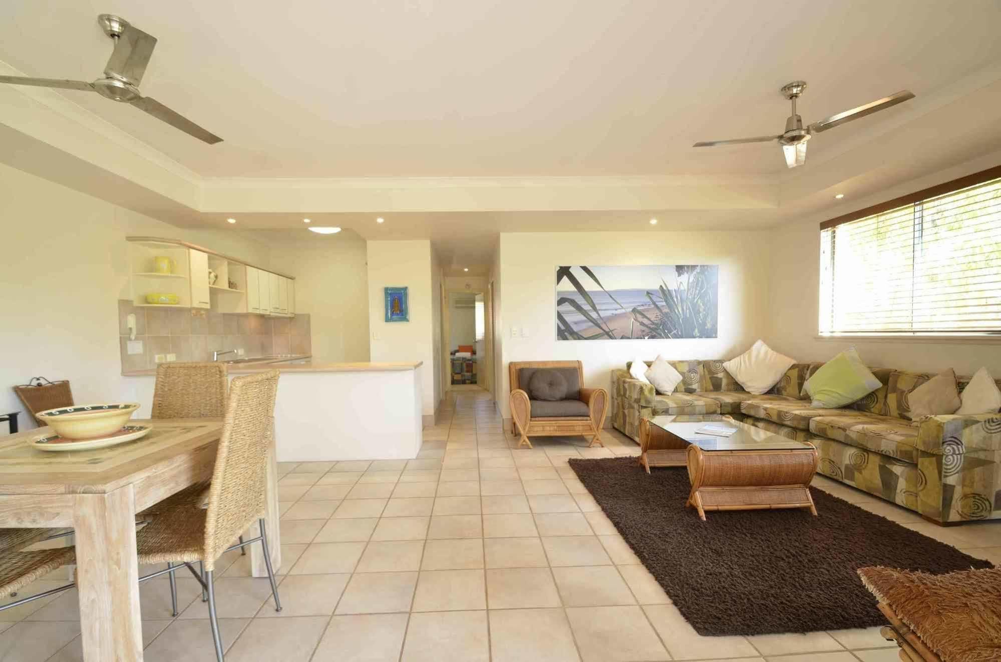 Bermuda Villas Sunshine Coast Kültér fotó