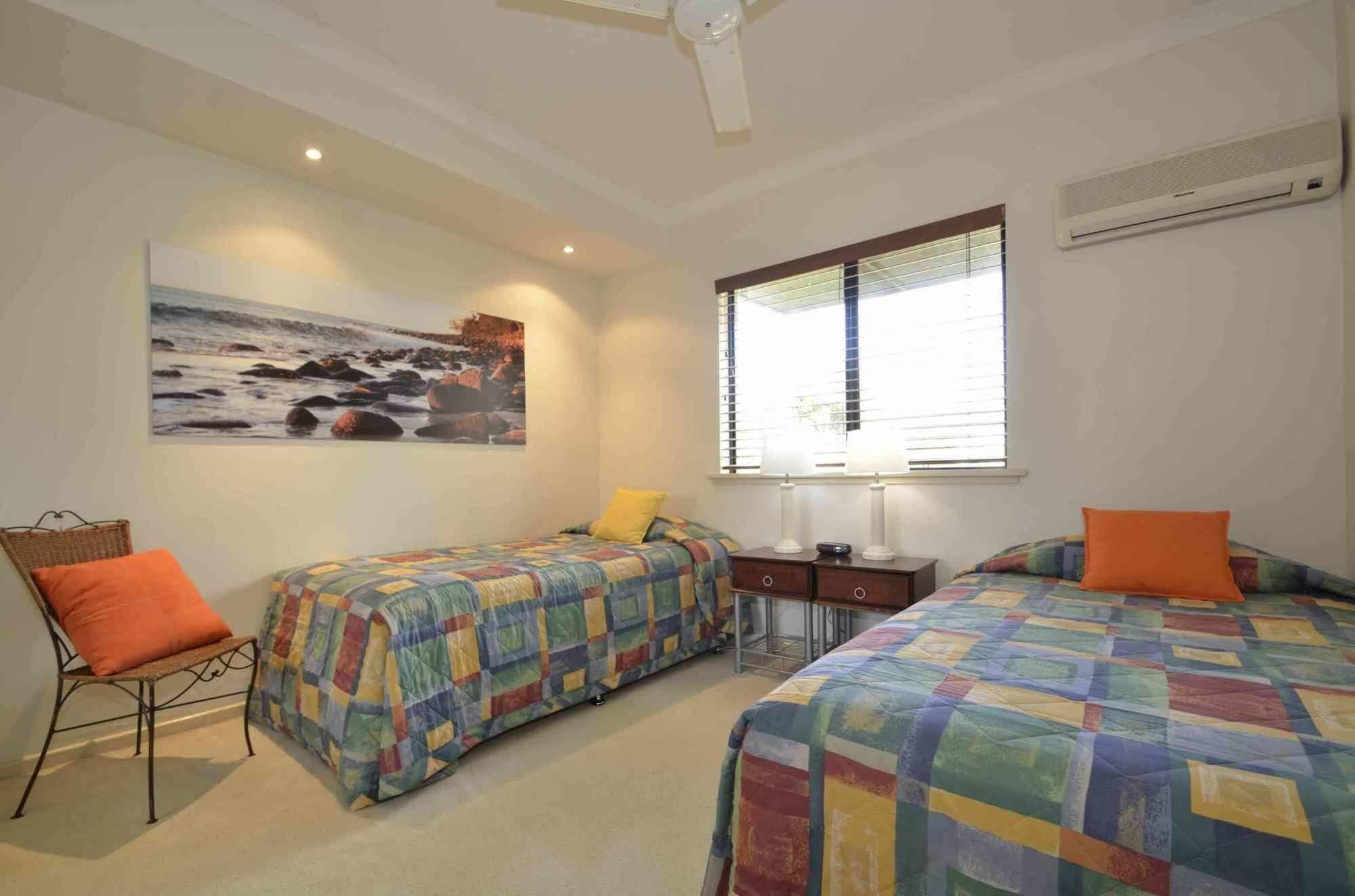 Bermuda Villas Sunshine Coast Kültér fotó