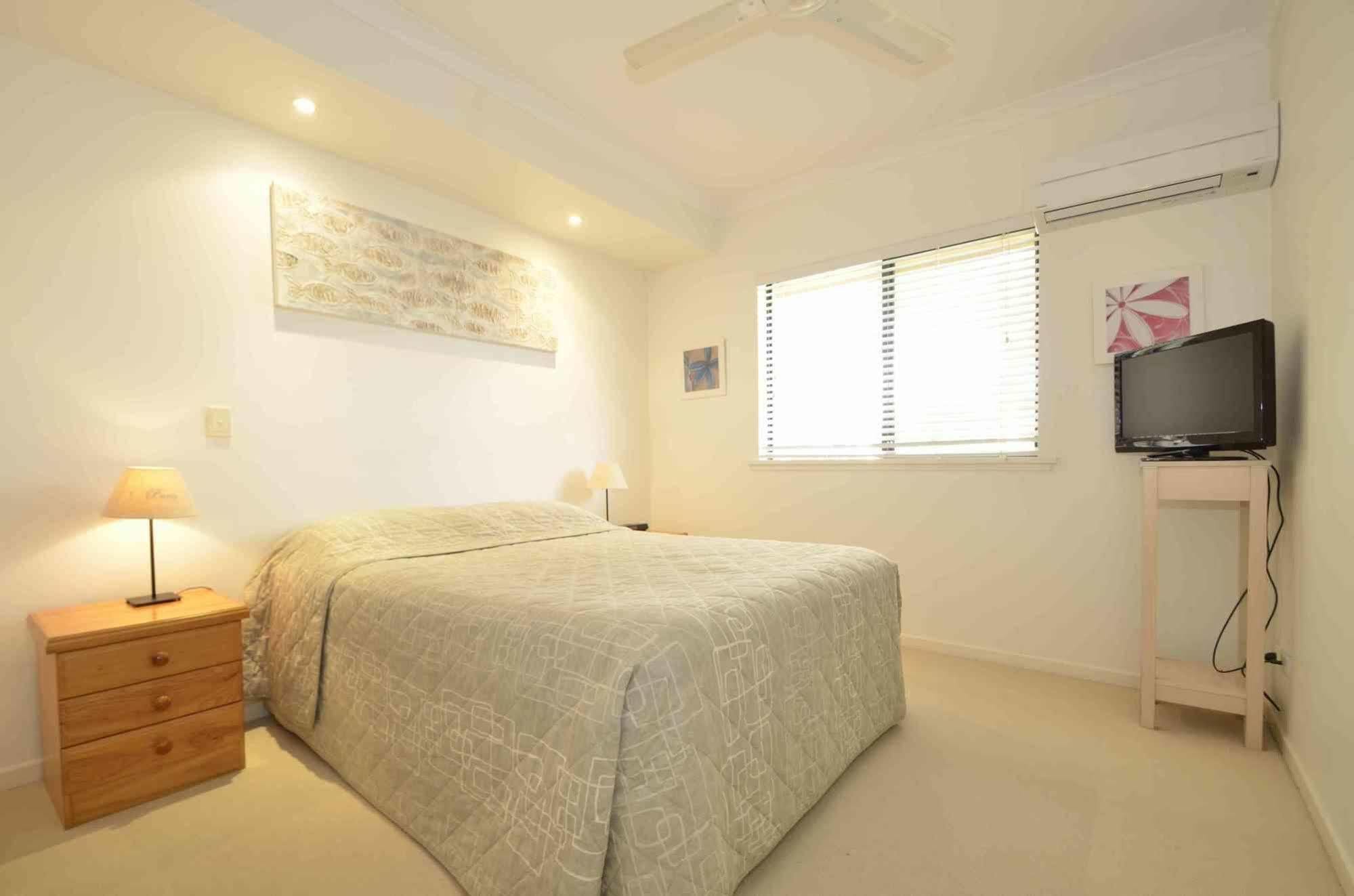Bermuda Villas Sunshine Coast Kültér fotó